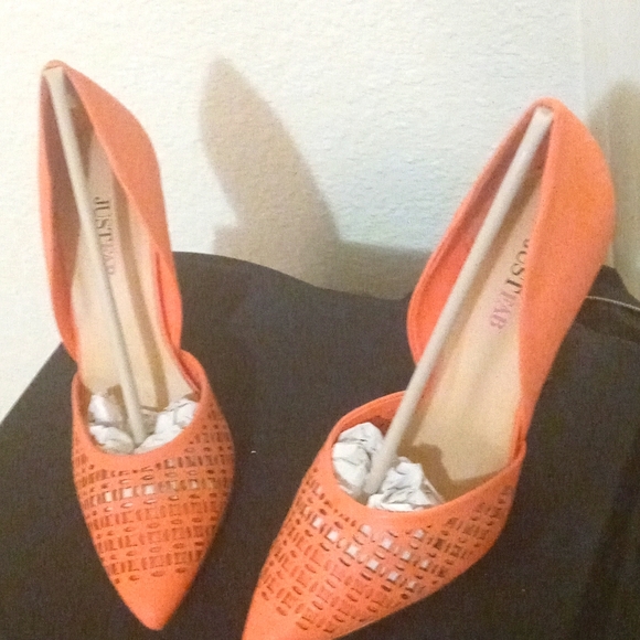 Coral Luella Pump - Picture 2 of 3